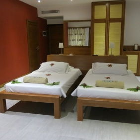 Hotel The Barefoot Eco cazare Hanimaadhoo