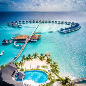 Hotel Centara Grand Island Resort & Spa Maldives cazare Makunufushi