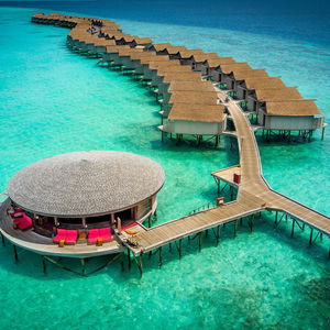 Hotel Centara Ras Fushi Resort & Spa Maldives cazare Giravaru