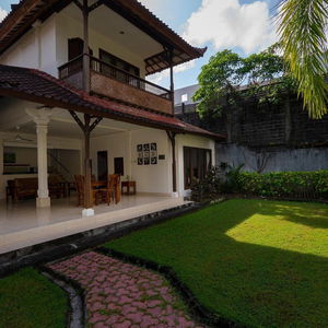 Hotel Kusuma Resort cazare Canggu