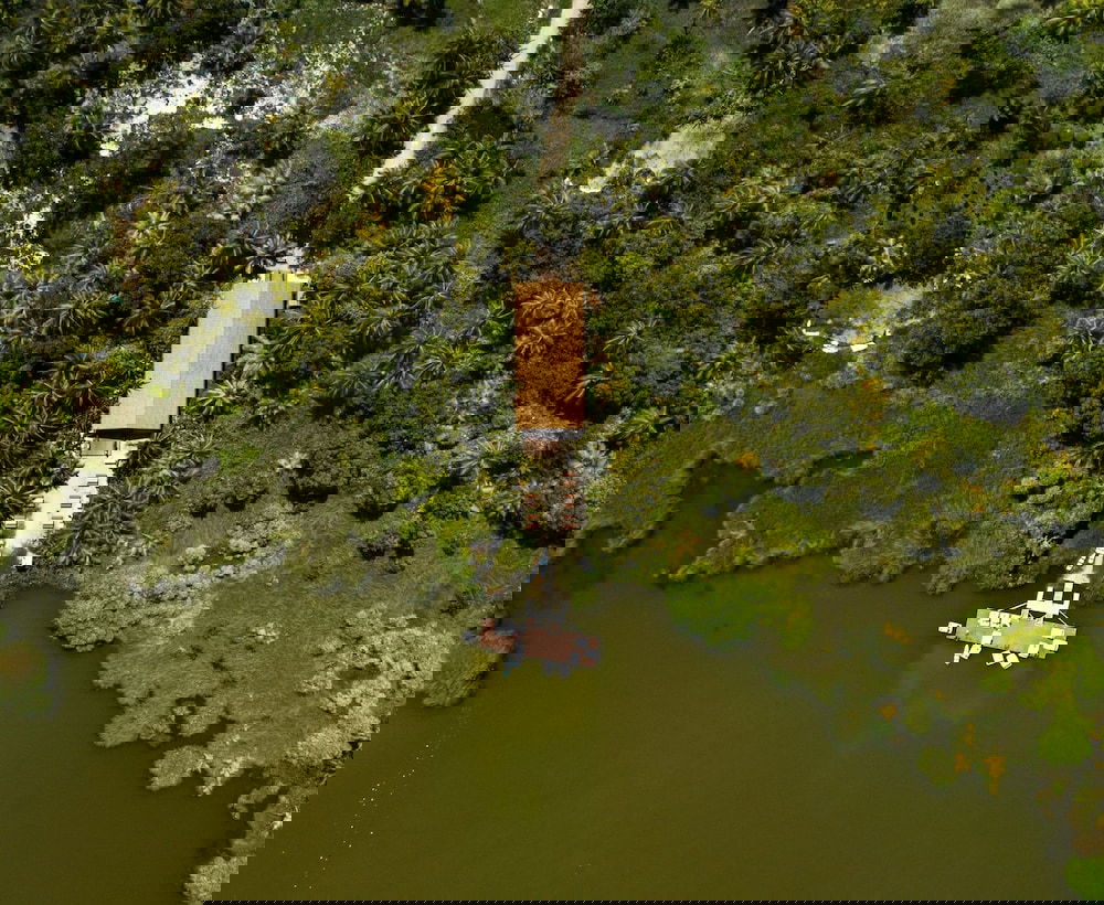 Hotel Isle Royal Inn