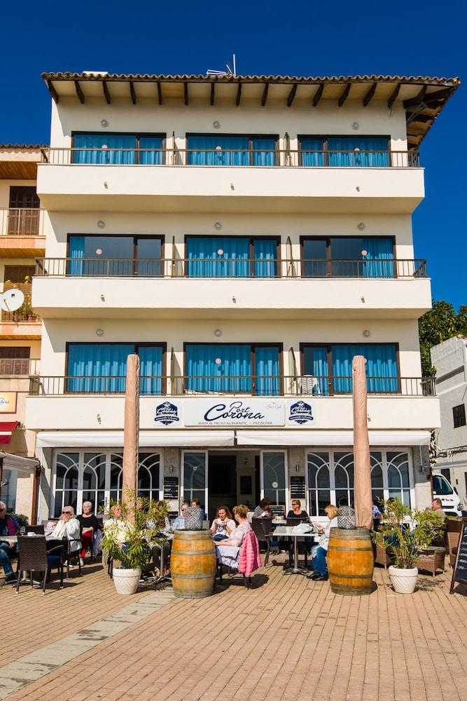 Hotel Hostal Port Corona