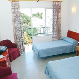 Hotel Martinez Apartments cazare Palmanova