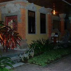 Hotel Satriya Cottage cazare Kuta