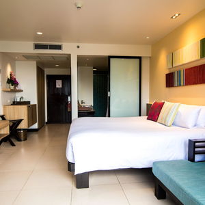 Hotel Centara Karon Resort Phuket cazare Karon Beach