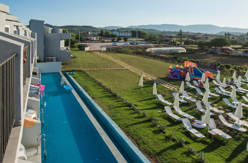 Hotel Golden Coast Resort