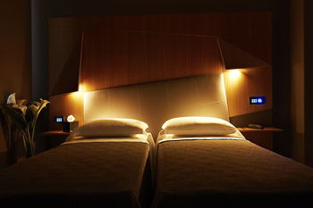 Hotel The Building Hotel