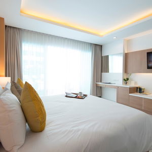 Hotel Chanalai Hillside Resort cazare Karon Beach