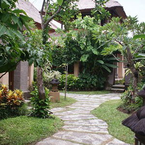 Sejur Sri Phala Resort & Villa vacanta Sanur