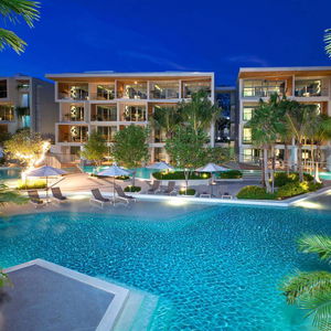 Hotel Wyndham Grand Nai Harn Beach Phuket cazare Ko Phuket