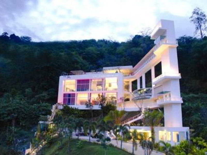 Hotel Hilltop Hotel & Residence