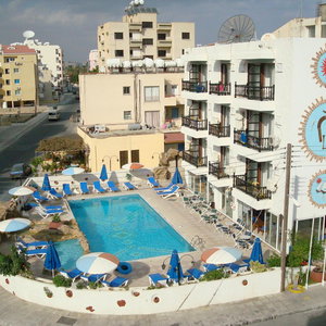 Hotel Best Western Plus Larco Hotel cazare Larnaca