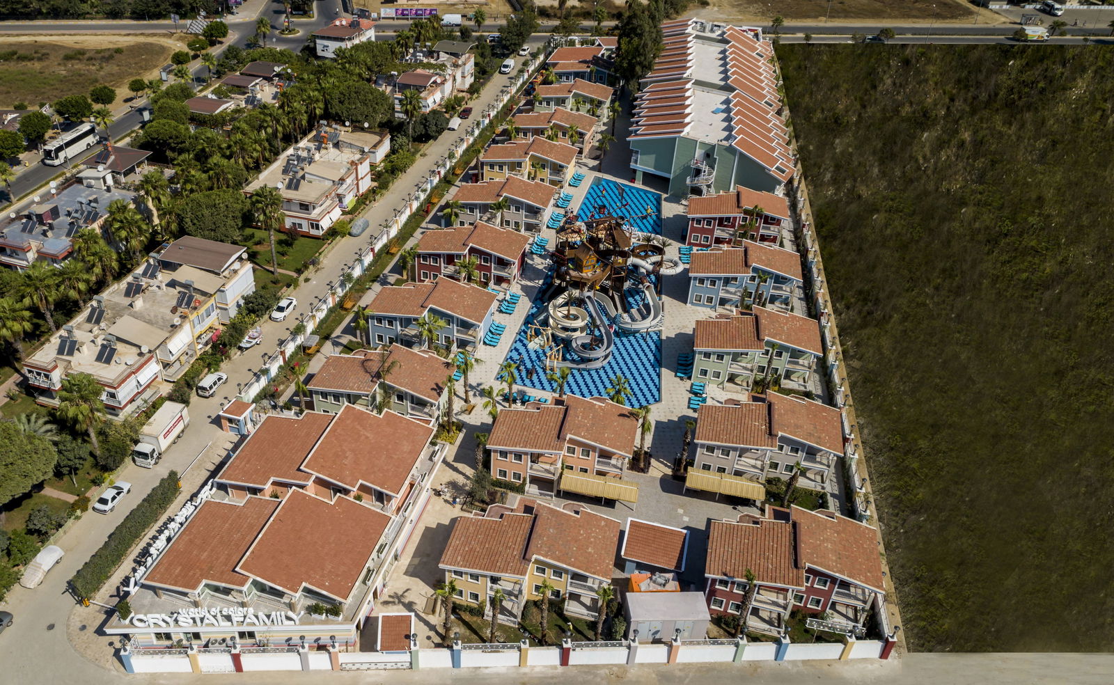 Hotel Crystal Club World Of Colours