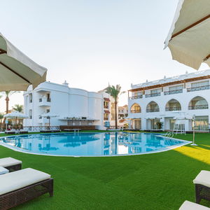 Hotel Sunrise Remal Beach Resort cazare Ra's Nasrani