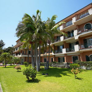 Hotel Caparena & Wellness Club cazare Taormina