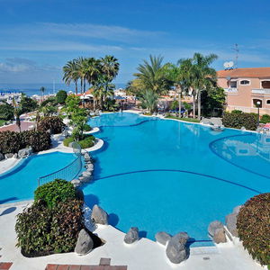 Sejur Sol Sun Beach Apartamentos vacanta Costa Adeje