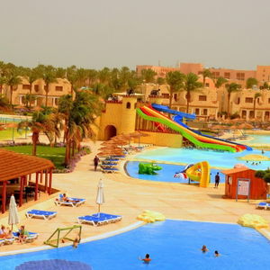 Sejur Royal Lagoons Aqua Park Resort vacanta Hurghada