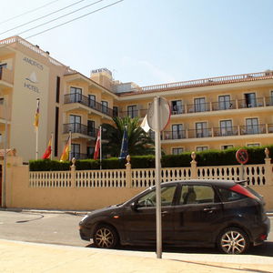 Hotel Amoros cazare Cala Rajada