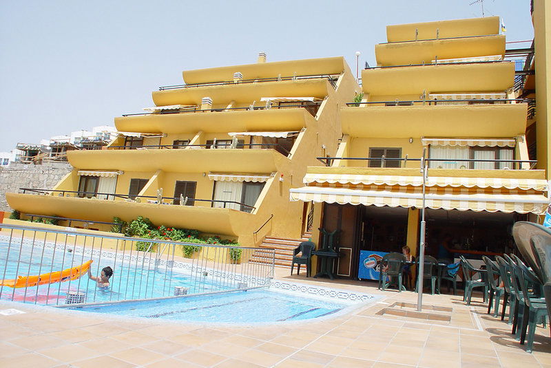 Hotel Apartamentos Roslara
