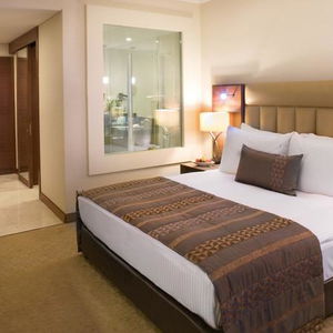 Hotel Movenpick Izmir cazare Izmir