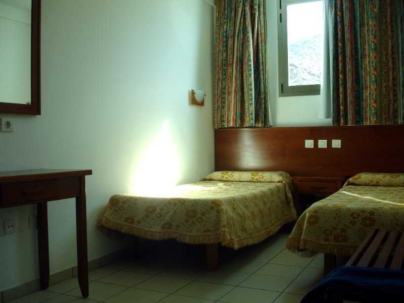 Hotel Caroni