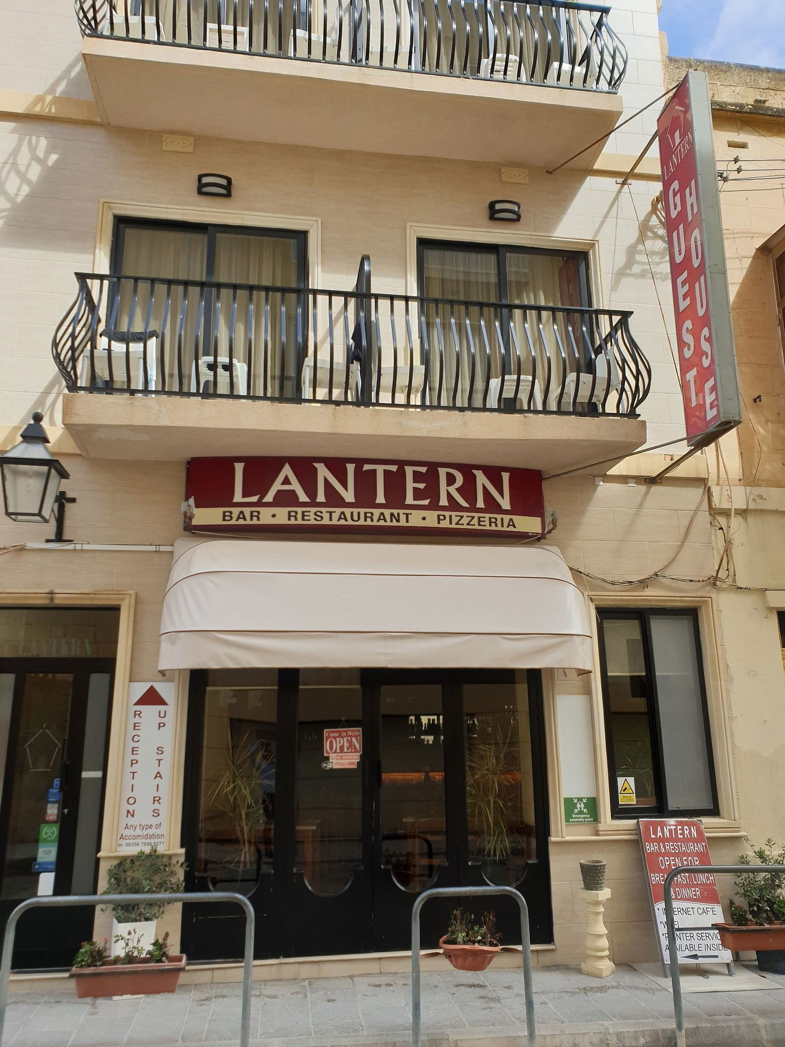 Hotel Lantern Guest House