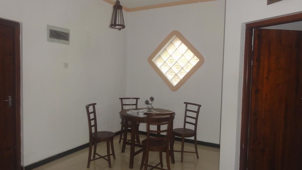 Hotel Negombo Fortress