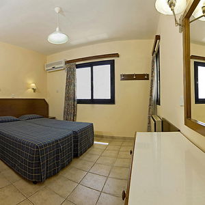 Hotel Tasia Maris Oasis cazare Ayia Napa