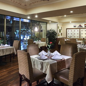 Hotel Sherwood Residence cazare Ho Chi Minh