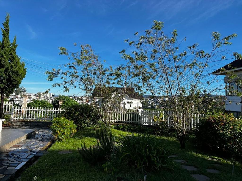 Hotel The Hobbit Bungalow By Zuzu