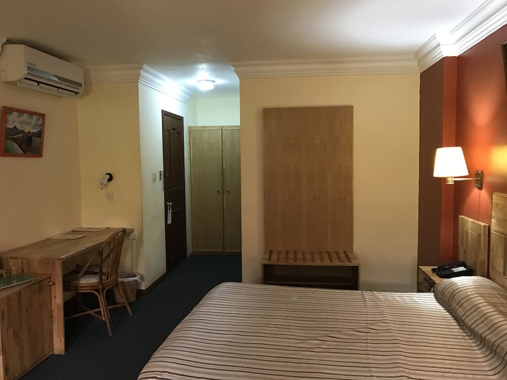 Hotel St Georges Hotel