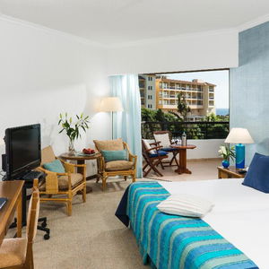 Sejur Coral Beach Hotel And Resort vacanta Paphos