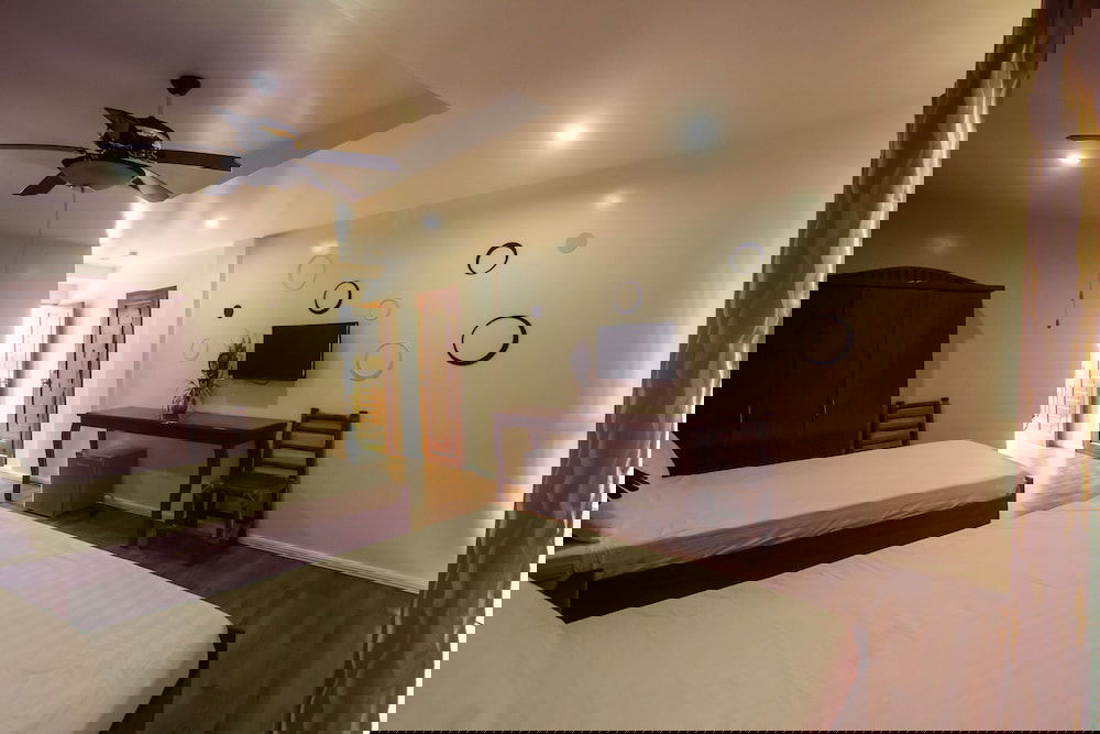 Hotel Oasis Resort And Spas