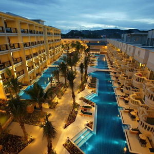 Hotel Henann Garden Resort cazare Boracay Island