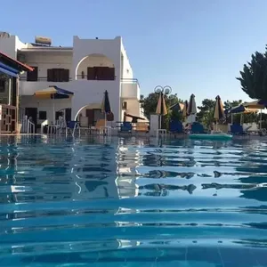 Sejur Chrysanthi Studio & Apartments vacanta Pefki