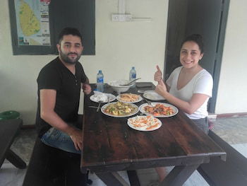 Hotel Araliya White House