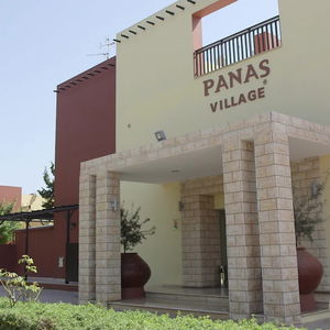 Sejur Panas Holiday Village vacanta Ayia Napa