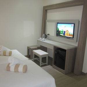 Hotel Melpo Antia Hotel & Suites cazare Ayia Napa