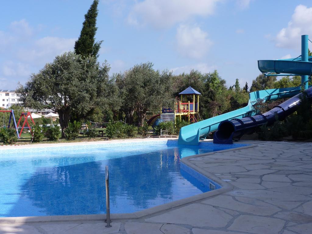 Hotel Coral Beach Hotel And Resort