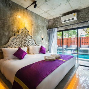 Hotel Maneetel Krabi Beachfront cazare Krabi