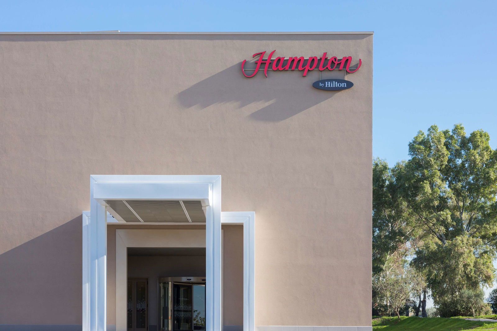 Hotel Hampton By Hilton Rome East