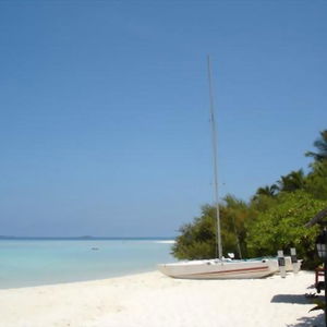 Hotel Embudu Village cazare Eboodhoo