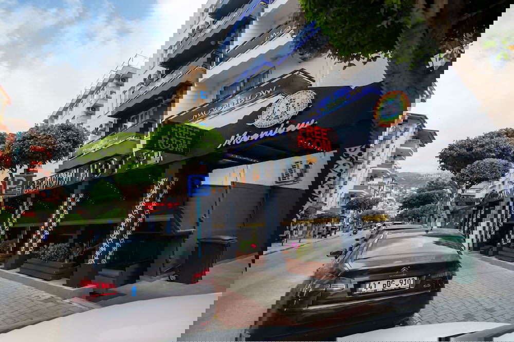 Hotel Moonbow Beach Hotel