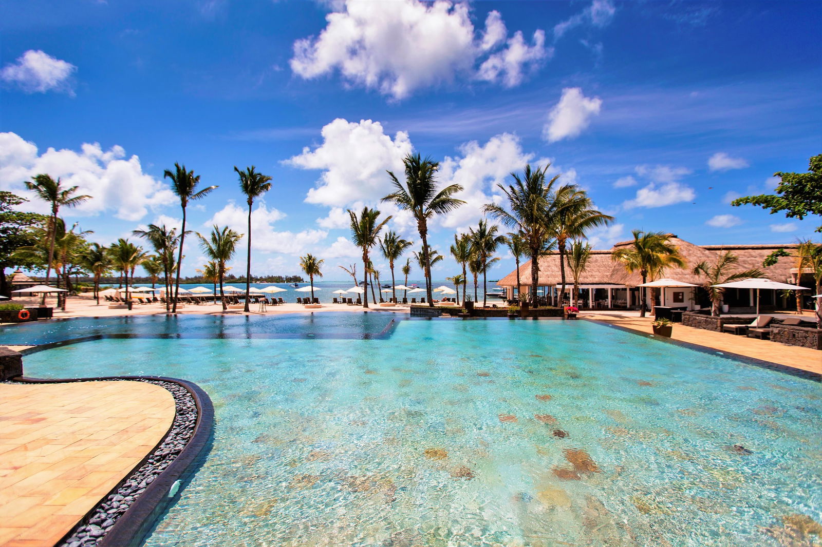 Hotel Anahita Golf & Spa Resort