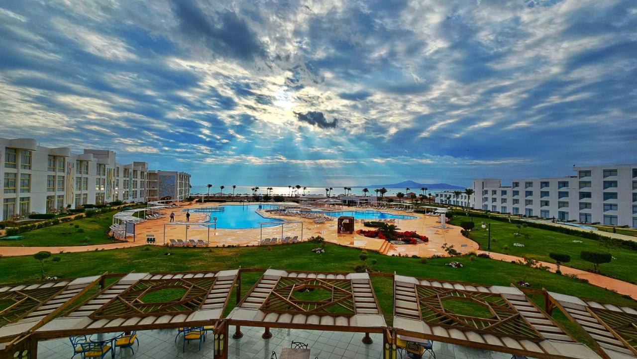 Hotel Amarina Sun Resort & Aqua Park Ssh