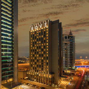 Hotel Rove Dubai Marina cazare Dubai City