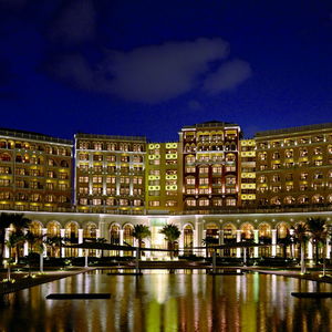 Sejur The Ritz-Carlton Abu Dhabi Grand Canal vacanta Abu Dhabi