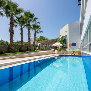 Sejur Angela Suites Boutique Htl Sissi vacanta Sissi
