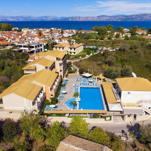 Sejur Kavos Plaza Resort vacanta Kavos