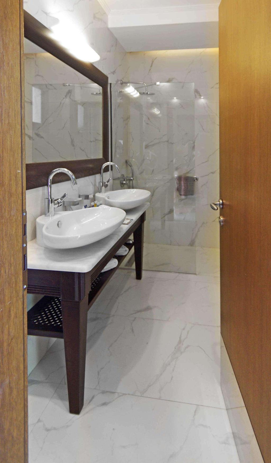 Hotel Mediterranean Village Hotel & Spa